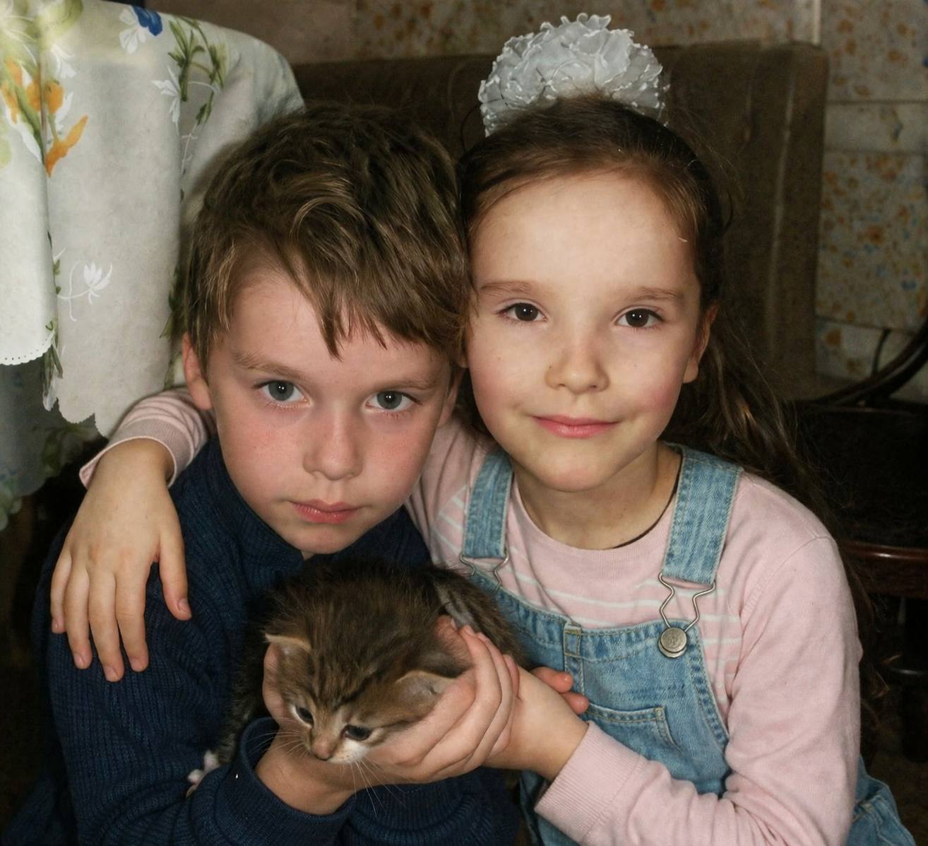Детское фото Миши и Маши
